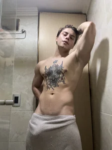 Giordano_Russo Shower time 😈 Poză 7