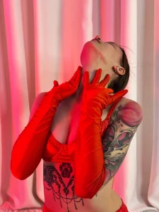 KrisDoeil Look at me 🥰 Pic 3