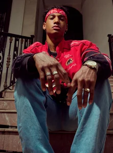 Malkongarcia: “I am that secret that is only shared in whispers… 🤫💄 ( фото)