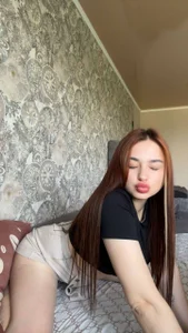 SunnyVee's XXX Nude Photo 4