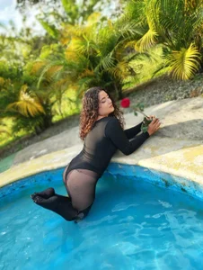 eva_rosse69 Forest temptation in march ☀️💐🌻🍃 Immagine  3