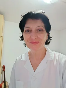 Vera_Elle Public Pic 2