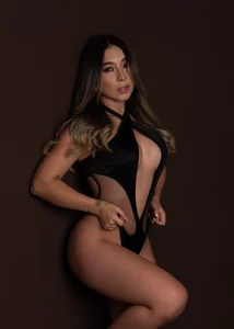 _arianalzate_ Public صورة واحدة|_arianalzate_ Public صورتان|_arianalzate_ Public  3 صور|_arianalzate_ Public  3 صورة