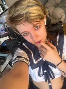 MadalynNoselPublic图片 4