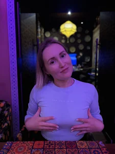 Zdjęcia ruma_vibe Touching Her Tits Right Through Clothes:  3