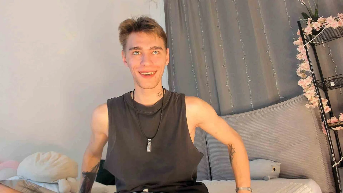 Трендове зображення  7651 Shadow_blink