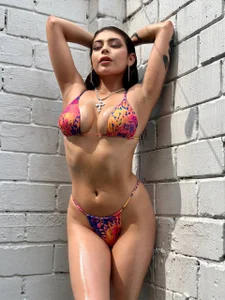 CHERRYY_BOMB_のNaughty and loving bikini🔥💦の枚の写真