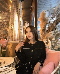 Public od Ella_lee15  5 snímek