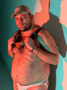 big_bearr Dominant bear Pic 4