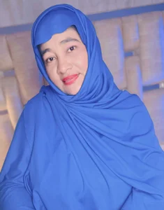 MilfHijabi Public Pic