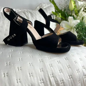 Miya_Nika: 👠What emphasizes women's legs, of course, are heels👠 ( 9 фото)