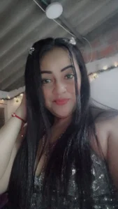 Elianis la reina de Elianissquirt  3 Imagens