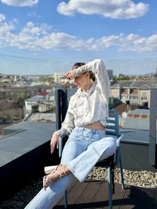 MysticVenus_ There’s a story here — if you look close enough Εικόνα 8