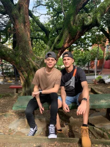 Friendsofeverything_ kullanıcısının It's not the place but the person 🫶🏻♥️ albümü -  3 fotoğraf