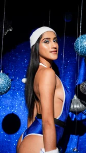 Meghan_stonne_Christmas🥂🎄图片 2