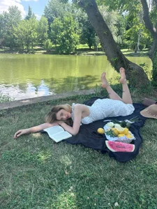 EvaWarren Picnic🐞🌸🍃 사진 3