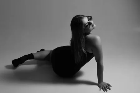 kytziakaya Bad Woman صورة واحدة|kytziakaya Bad Woman صورتان|kytziakaya Bad Woman  6 صور|kytziakaya Bad Woman  6 صورة