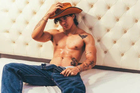 toji_luxxer Cowboy 🔥 Immagine  5