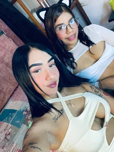 Moonlight_Girls_Hot Moonlight_Girls_Hot🌸🌙 Poză 2