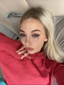 vikkykitty's photo