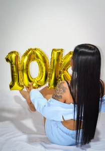 Tamara_Roberts110.000❤️❤️ THANKS Bild