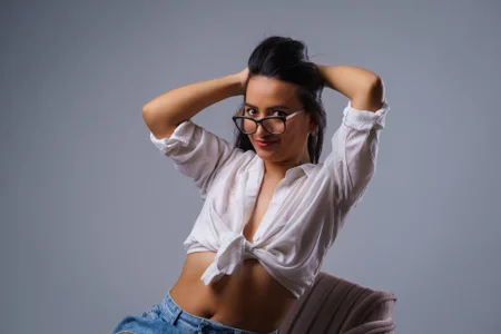 EmilyPrincy Fantasy with glasses Pic 3