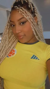 your sexy Colombian girl 🔥 de ZuryRochet  Imagens