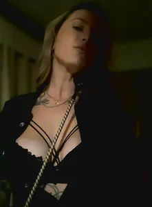 Public od OdetteDelane  2 snímek