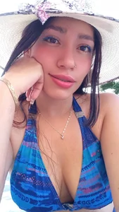 Ema ... od Ema_hot_01  5 snímek