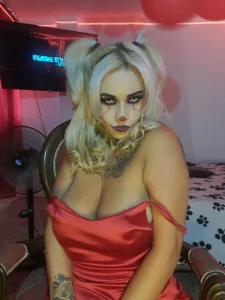 aliceesmith Halloween 사진 3