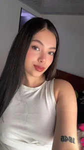 JenCasstro Public Immagine 