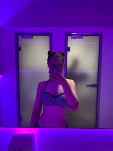 Lucetta Public зображення