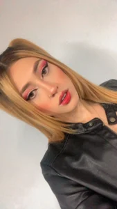 violet_ch Public 사진