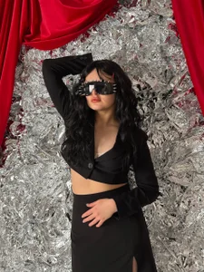 Public de DaisyBloomm  5 Imagens