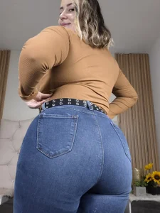CurvyLust_x kullanıcısının Jeans Day albümü -  4 fotoğraf