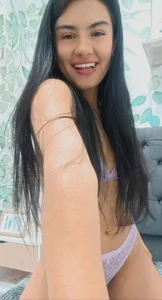 atilanadiaz7 If I let you do whatever you wanted with me, what would you do first? Foto 2