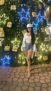 Amber-9 Christmas..🎄❄️ Pic