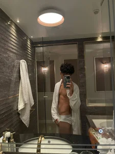 back_thomson Public Immagine  6