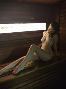 CleoBloom_ Public Pic