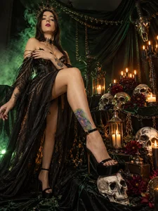 helen_mooree 🎃☠️👸🏻  2. fénykép