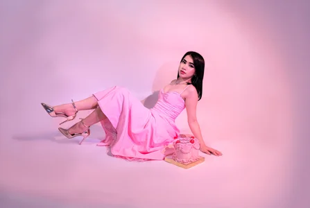 Arii_moon🍓 Too cute to handle, too hot to forget... 🔥图片