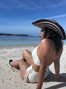 sienna_luxor In the sea slika 6