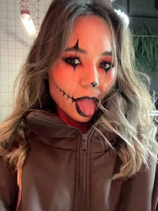 Zero__Calories_のHalloween Temptation 🎃🖤👻の 3枚の写真