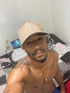 blackhorseet: Public ( 2 фото)