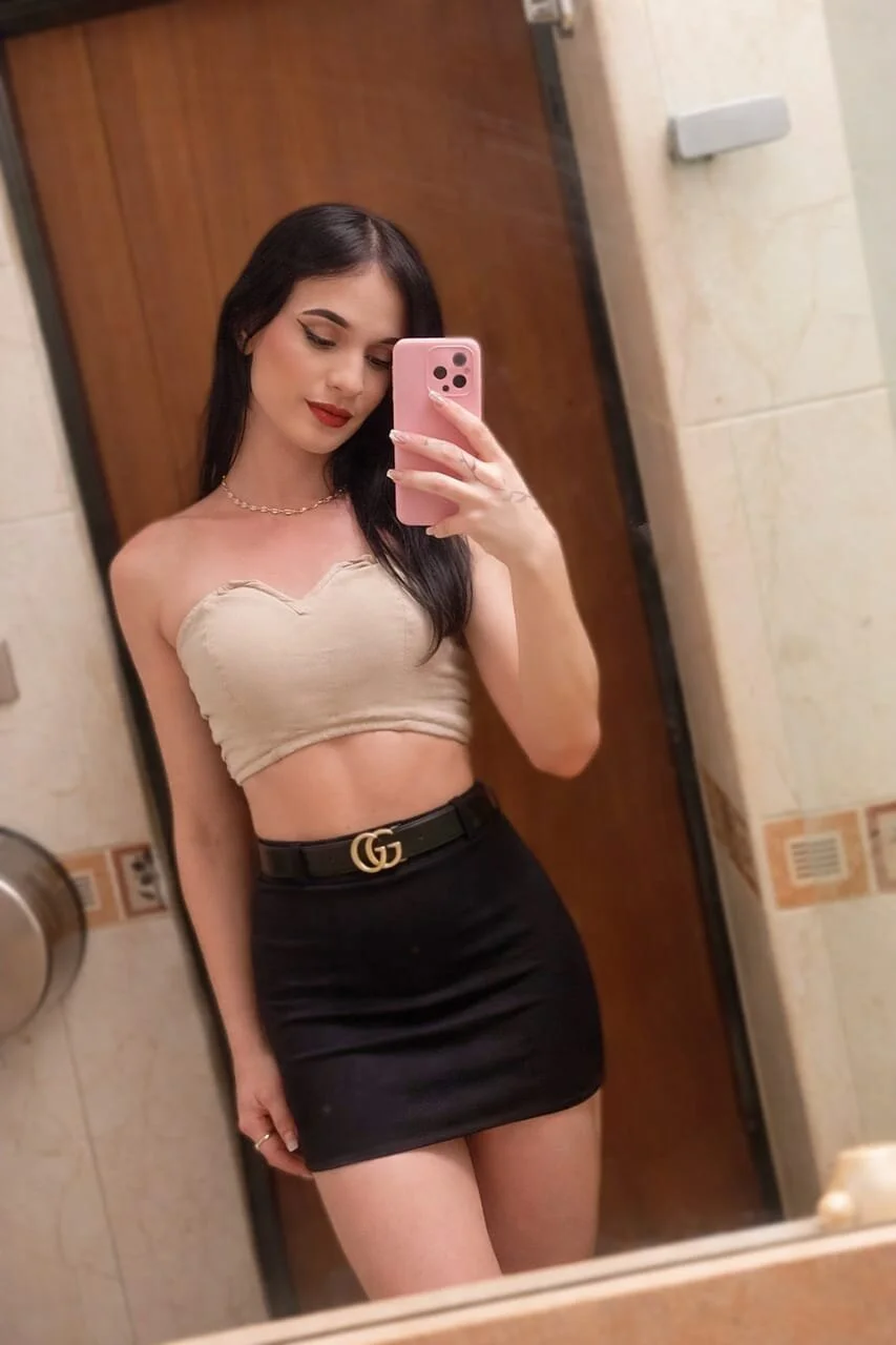 PamelaAnderson_2 Aktuellstes Foto 8253