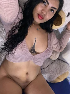 EmilyZuits Sexy baby Pic 4