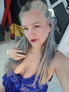 miisevvie_: 💙Blue hot 🥵 ( 4 фото)