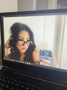 Young_Violett Public Pic 6