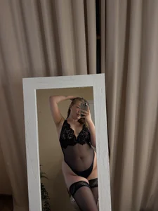 Meow meow od cutiejuliee  7 snímek