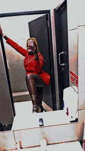 Lola_Davis6のPublicの 3枚の写真